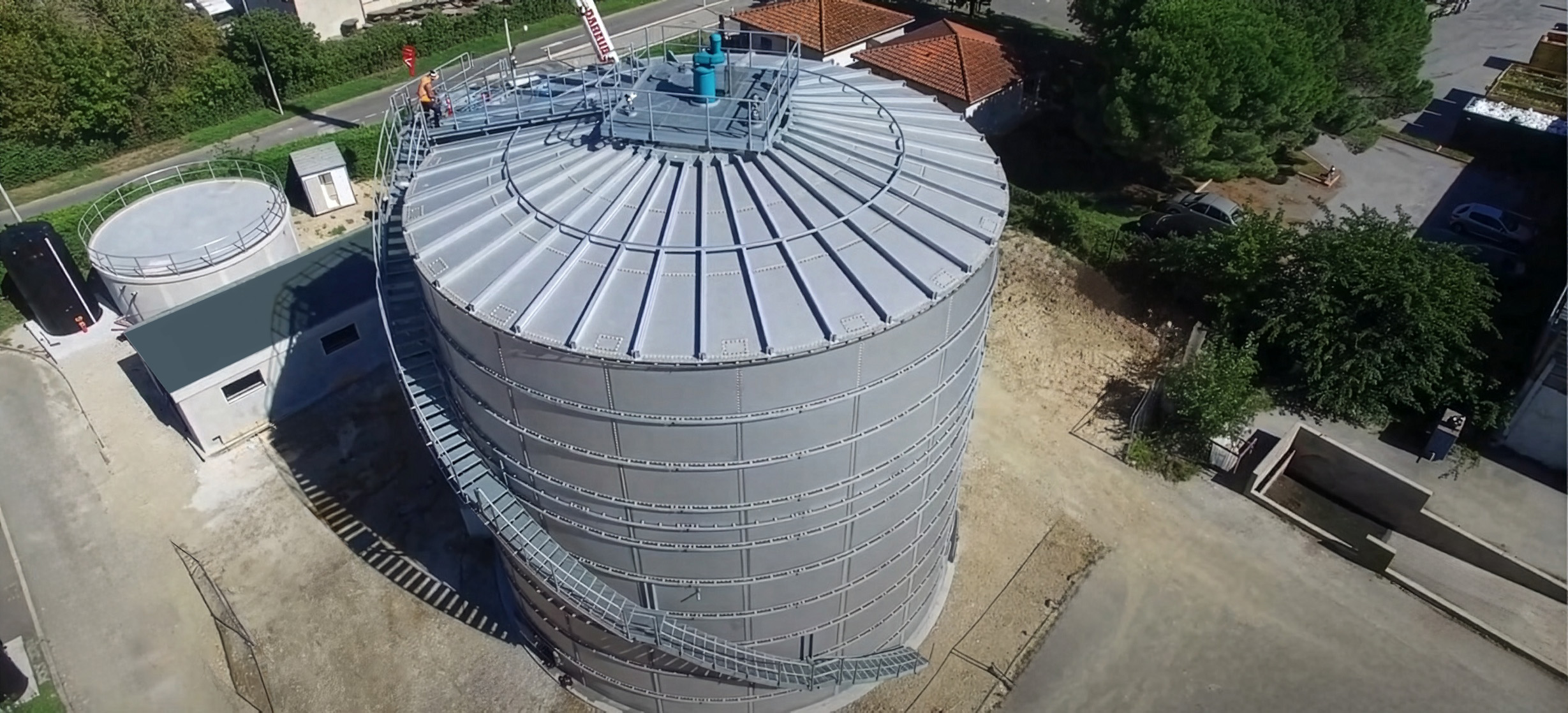 2400 m³ steel digester in duplex stainless steel – steel structure and access system | Castres, France 
